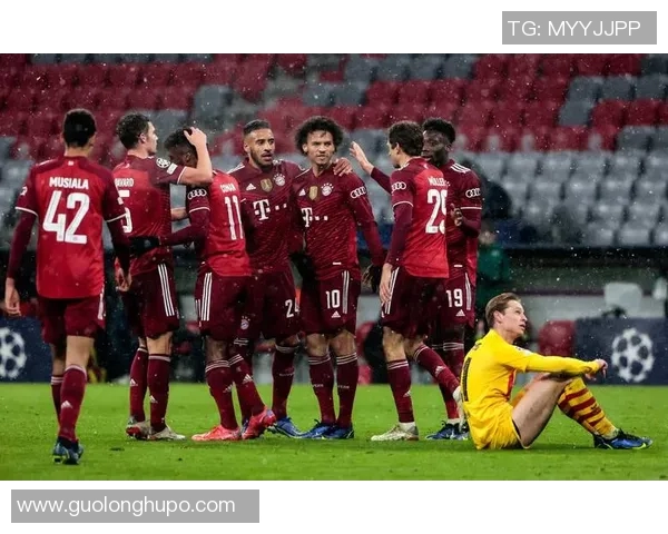 巴萨主场狂胜拜仁四球大捷展现强大实力与团队默契 巴萨主场狂胜拜仁四球大捷展现强大实力与团队默契